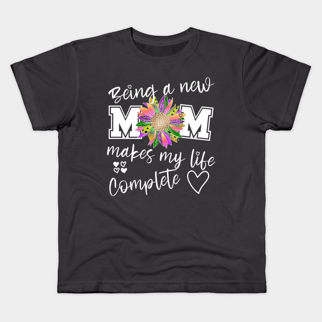 Being a new mom, expecting mother gift, Happy first Mothers Day Kids T-Shirt by kimbo11